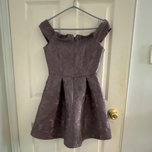 Floral Pattern Summer Dress - Picture 2 of 3